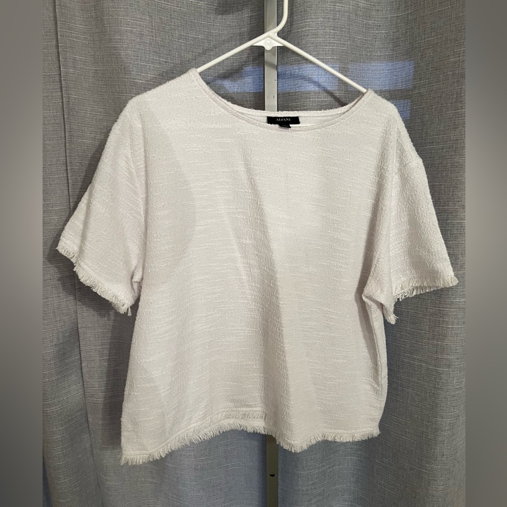 Alfani white short sleeve top